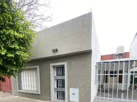 ALQUILER - DEPTO TIPO CASA 2 AMB - PH - EL PALOMAR - MORON