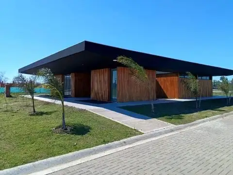 Lote Interno En Venta En Barrio Village Plaza. Bella Vista.