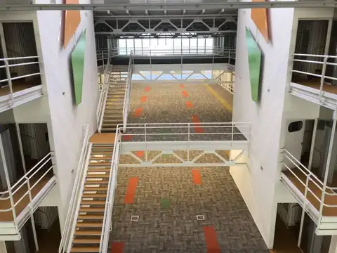 Edificio Comercial en Microcentro