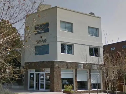 Avenida del Valle Fértil y Rivadavia