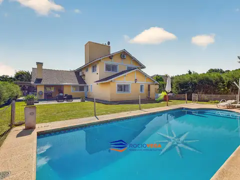 Casa en venta en Country Boca Raton, Pilar 100