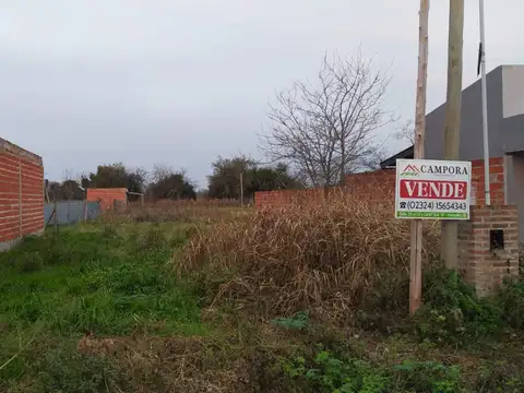 EN VENTA MUY BELLO TERRENO EN MERCEDES BS AS!