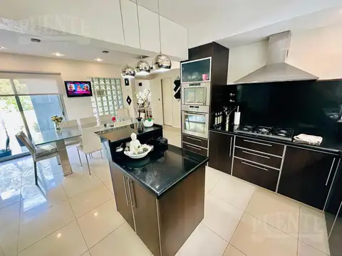 Casa en Venta de 4 dormitorios