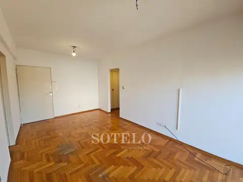 Departamento en Alquiler en Villa Devoto, $ 800.000
