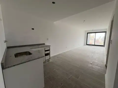 San Juan 2900, Piso 1