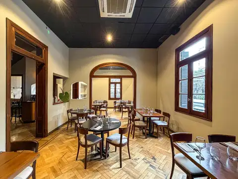 Local en Venta 70 años