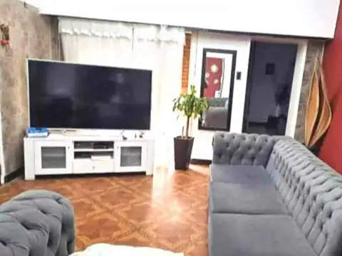 Oportunidad! Valor M2 U$S 795 Venta DEPTO 4 amb V Sarsfield