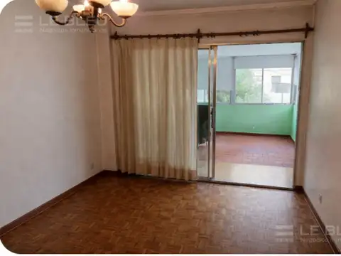 Avenida Pueyrredón 1700