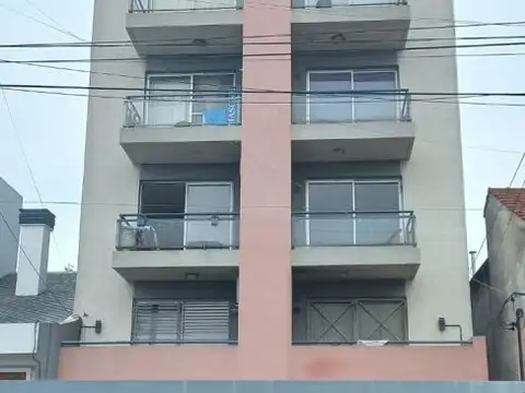 Departamento - Venta - Argentina, Lanús - lAS PIEDRAS 1843