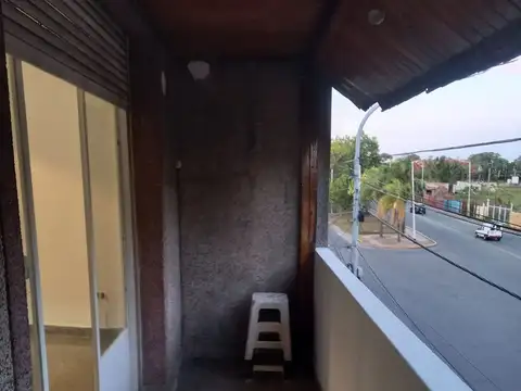 Departamento en Alquiler en Piñeyro, $ 650.000