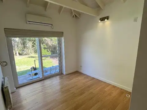 Casa en Alquiler Temporal con 4 cocheras