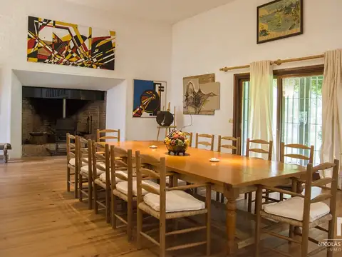 Casa 5 ambientes con 5 baños