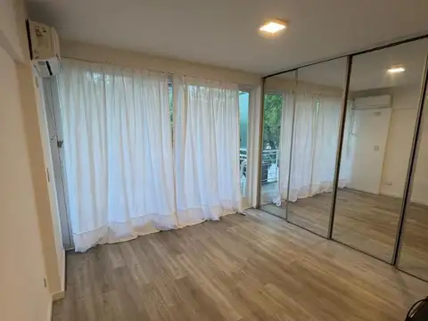 Departamento en Venta en Villa del Parque, USD 95.000