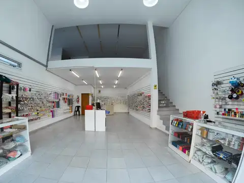 Local en Venta en Centro, USD 165.000