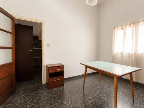 VENTA EN BLOQUE 3 locales + Vivienda - M. Chingolo
