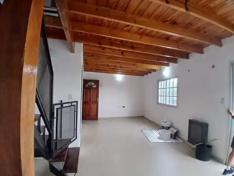 Depto Tipo Casa 3 ambientes con 1 baño