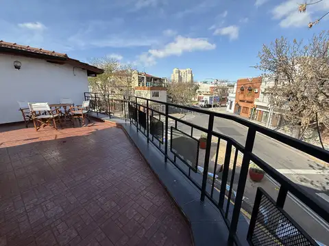 Depto Tipo Casa 3 ambientes con 1 baño