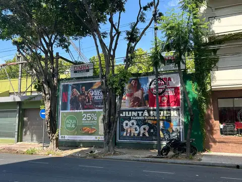 Av. Libertador al 1100