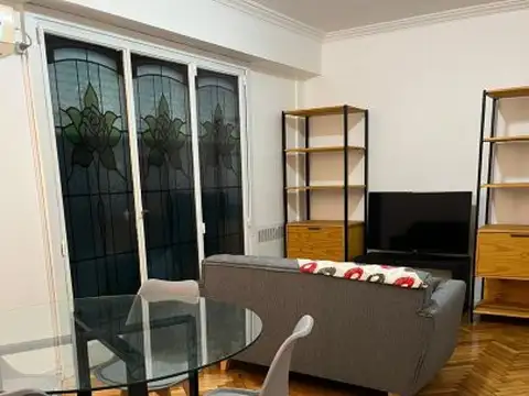Almagro, Av Rivadavia 3900, 3 amb, 70m2, u$s 900 + servicios.  (alq min 3 meses) Acepta mascota...