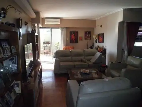 Av. Mitre 2000, Piso 3