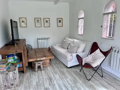 Julian Navarro al 4200