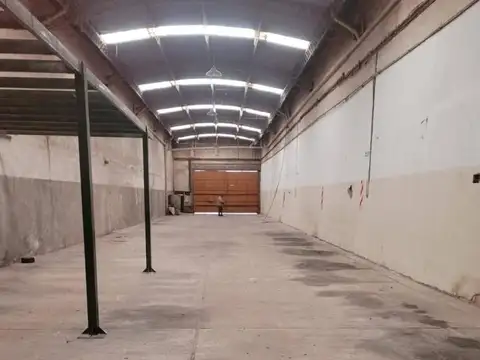 Galpon en Alquiler en Villa Bonich, $ 2.500.000