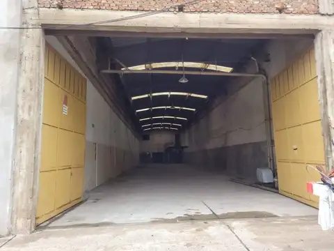 Galpon en Alquiler en Villa Bonich, $ 2.500.000