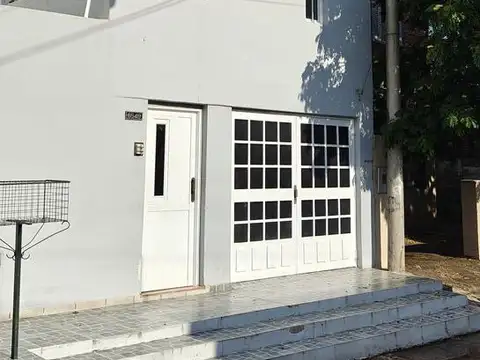 Casa a metros de Aristobulo del Valle