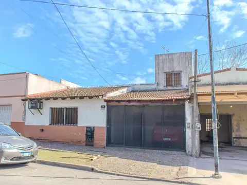 Venta de casa Villa Ballester 4 ambientes