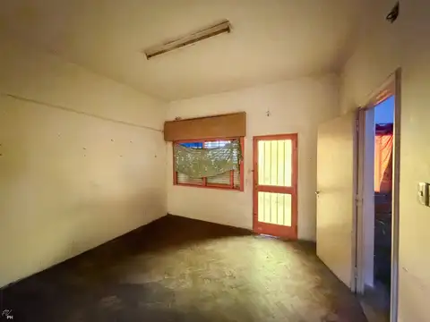 VENTA CASA AL FRENTE REP SEXTA