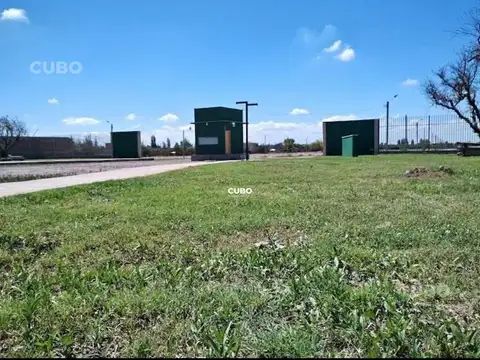 Lote 300 metros en venta Rincones de Laprida Russell Maipu