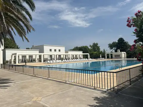 Casa en Venta en La Lomada De Pilar, USD 430.000