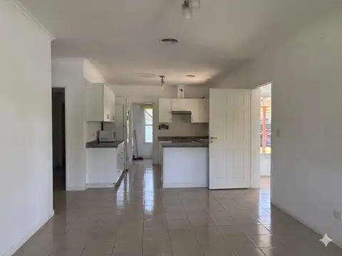 Casa en Venta, 4 Dormitorios, en  La Lomada de Pilar