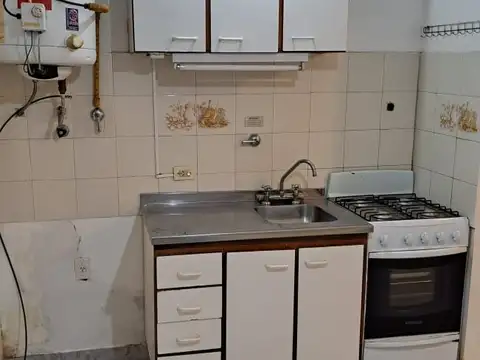 Larraya 2200, Piso PB