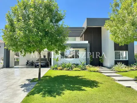 CASA EN VENTA TERRAVISTA
