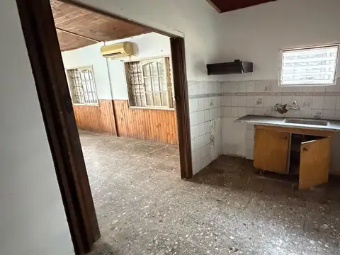 Casa en Alquiler con 1 cochera