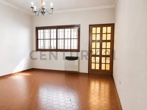 Casa en Venta en Godoy Cruz, USD 249.000
