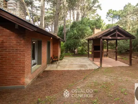 Casa 3 ambientes con 2 baños