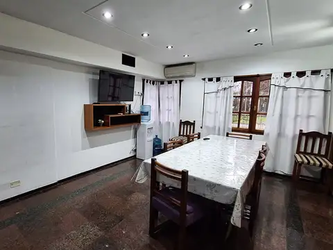 Casa 6 ambientes con 3 baños
