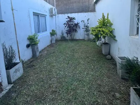 Galpon en Venta 39  mts Fondo