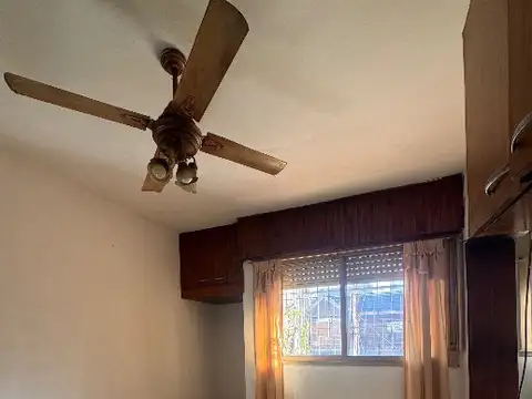 Casa en Alquiler con 1 cochera