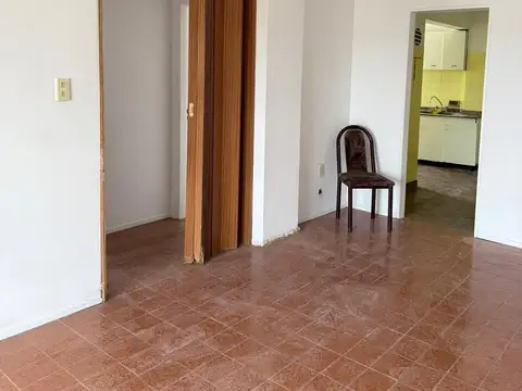 Independencia 400, Piso Ind