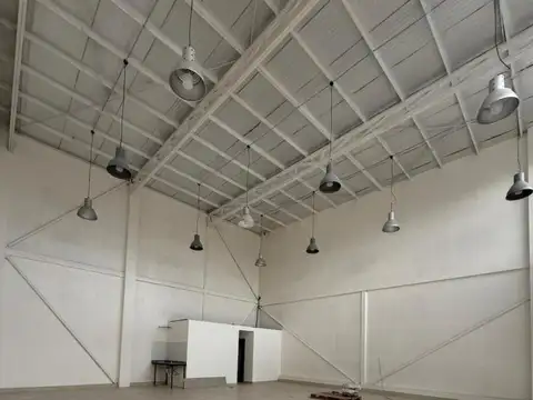Local en Alquiler en Los Ortices, $ 1.800.000