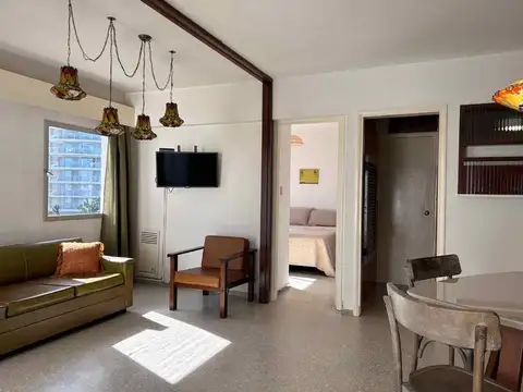 Rambla Claudio Williman esquina Los Alpes 100