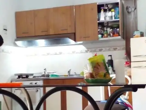 Casa 2 ambientes con 1 baño