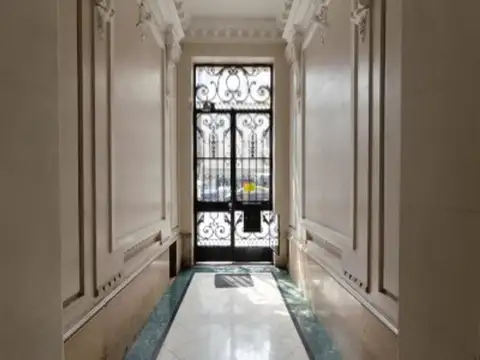 Av Callao 300, Piso 1