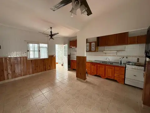Depto Tipo Casa 4 ambientes con 1 baño