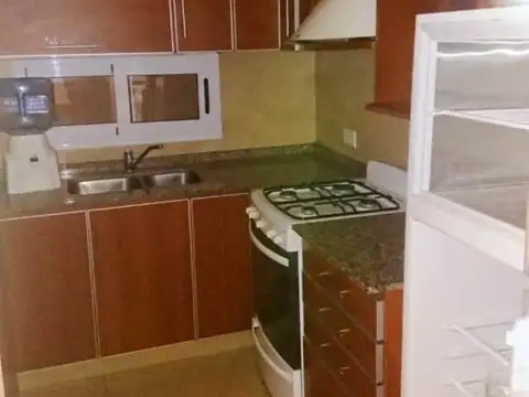 Departamento en Alquiler con 1 cocheras