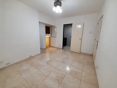 Departamento en Venta en Villa del Parque, USD 68.000