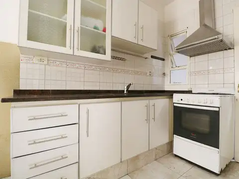 Depto Tipo Casa en Venta 50 años